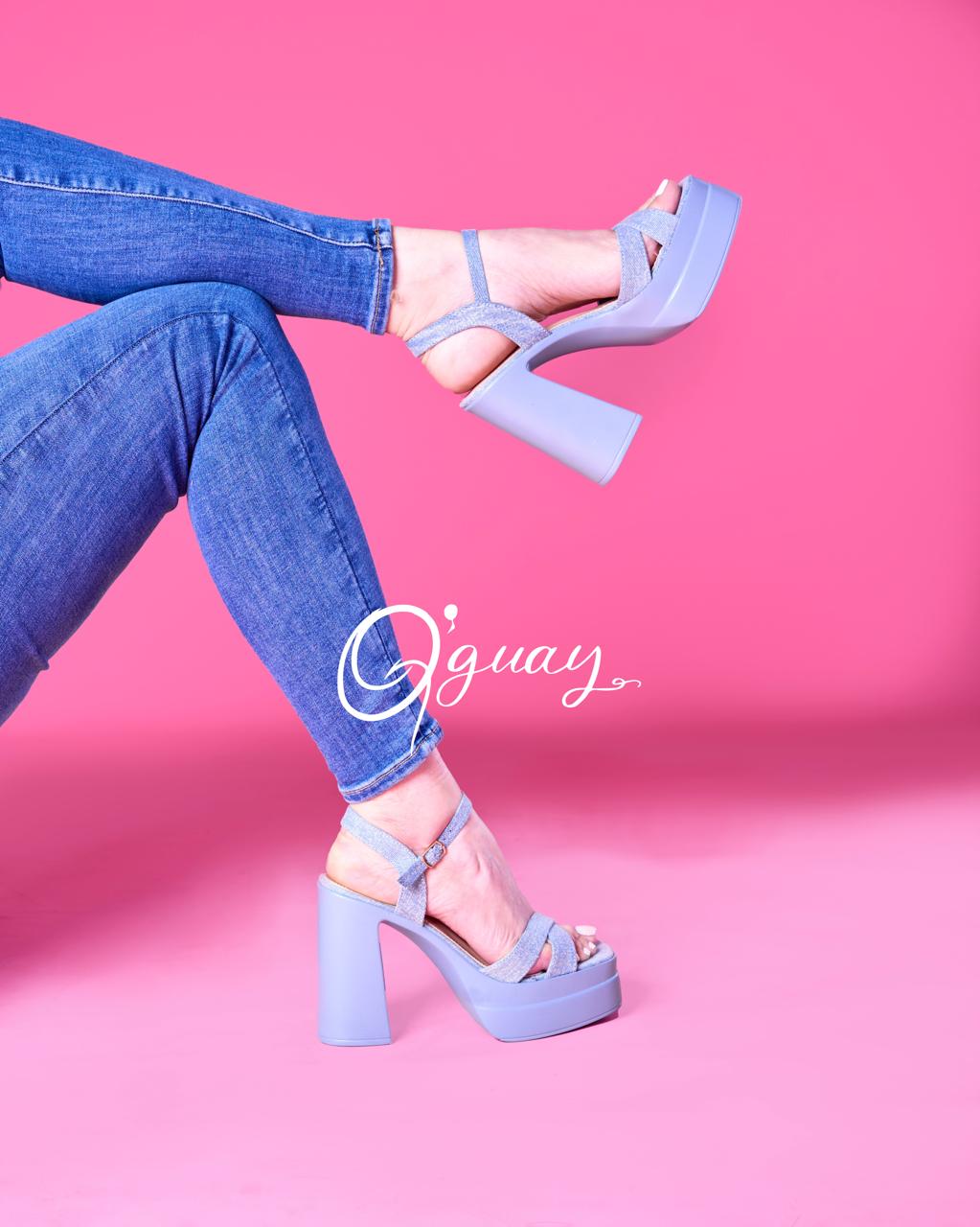 Sandalias de Tacon Grueso Cruzadas