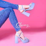 Sandalias de Tacon Grueso Cruzadas