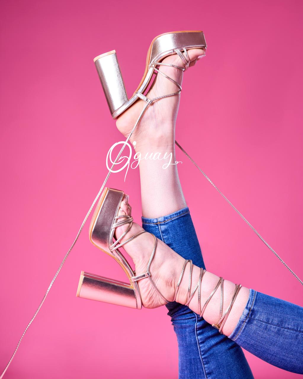 Sandalias Gladiadoras EN DORADO