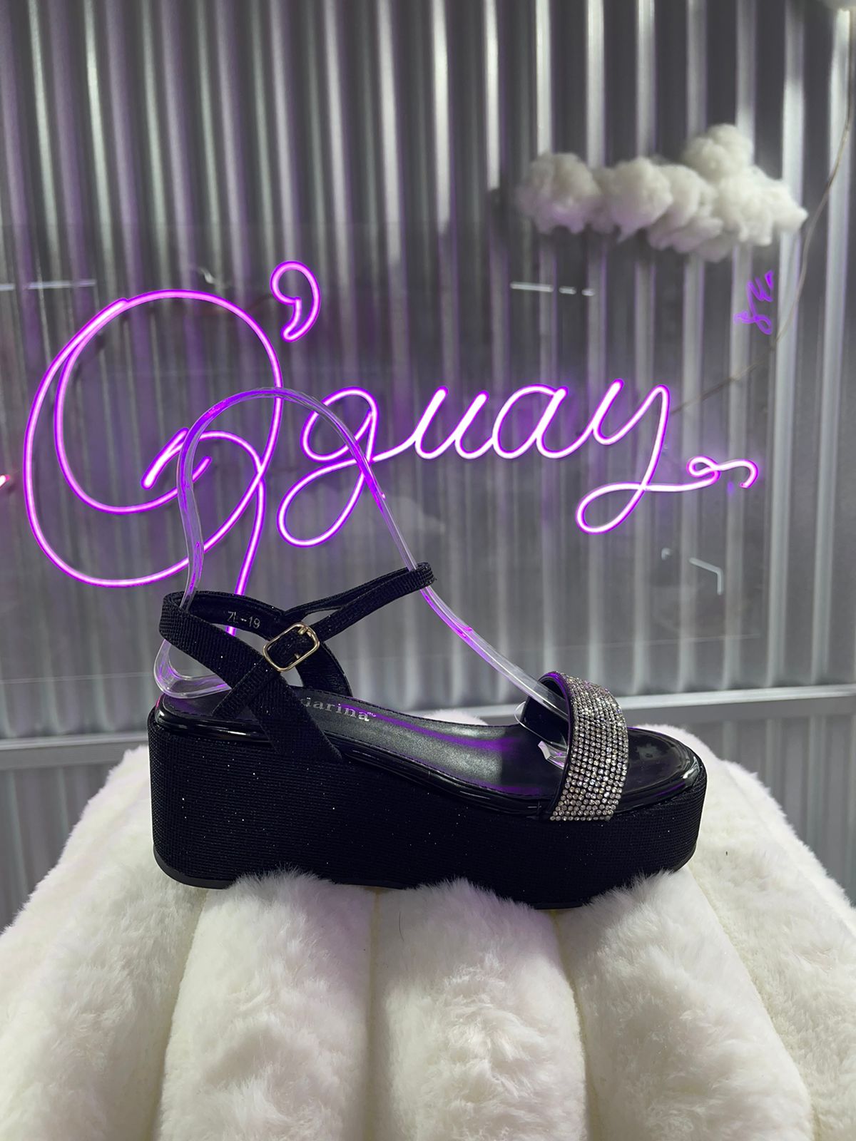 Sandalias BELINDA CON BRILLOS EN NEGRO