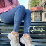 Deportivos en con Detalles EN Dorado